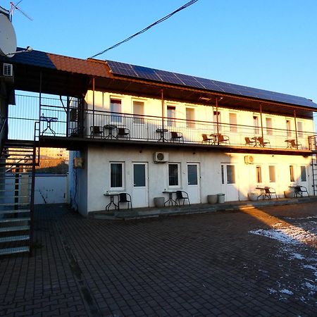 Ночівля Hotel Poltava Exterior photo